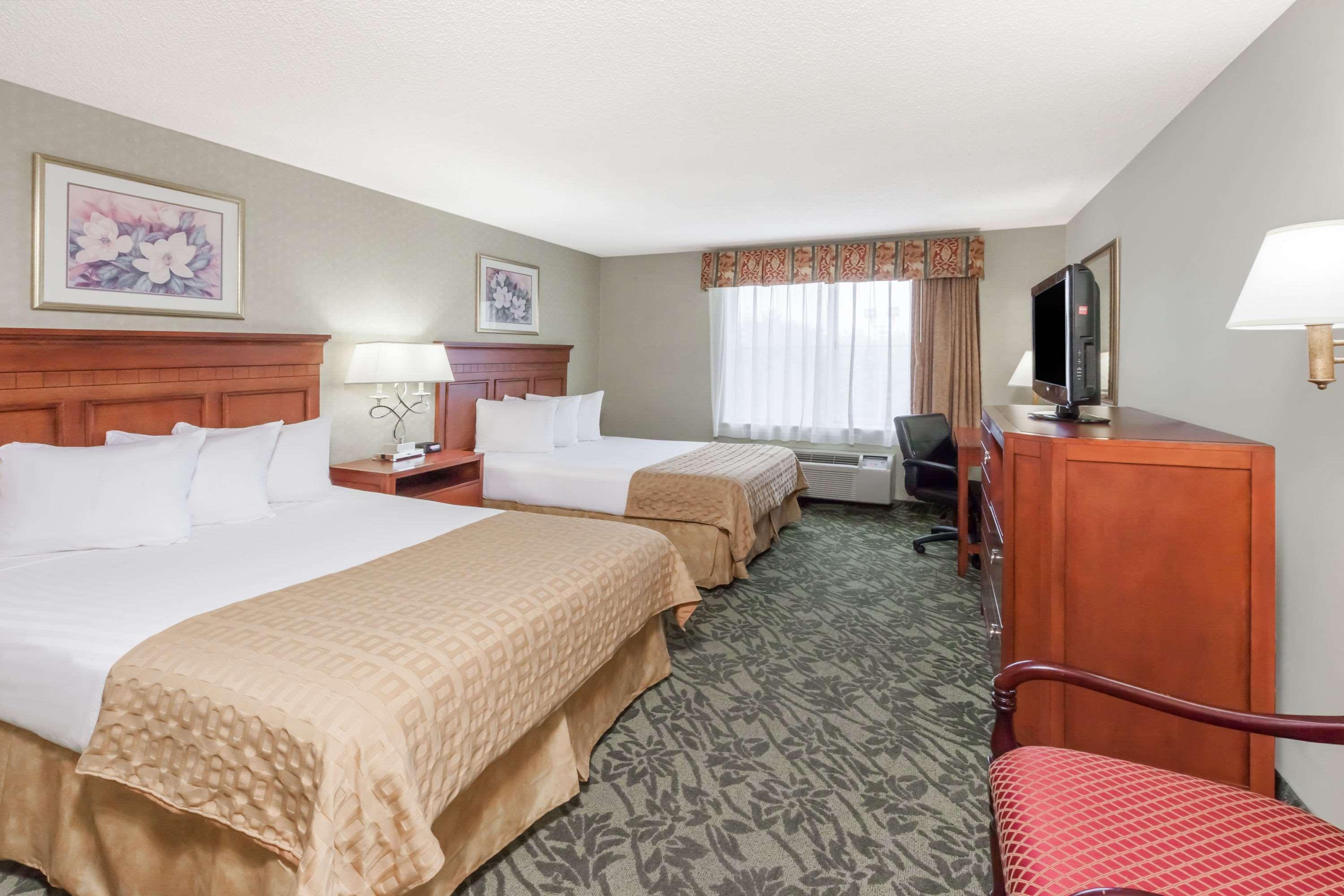 Spark By Hilton Walker Grand Rapids North Exterior foto